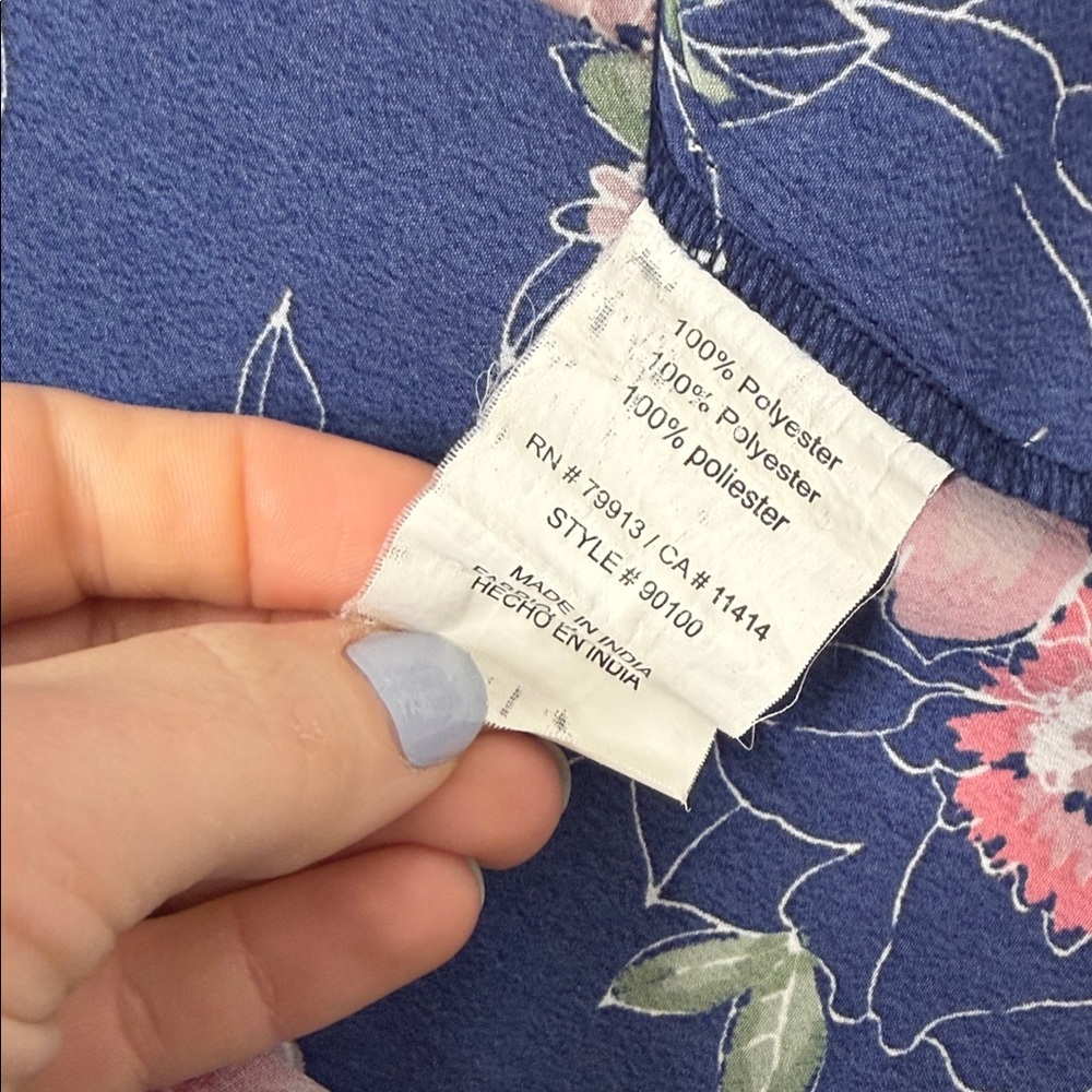 Jessica Simpson Maternity Navy Floral Wrap Maxi Dress – Medium - Picture 10 of 10